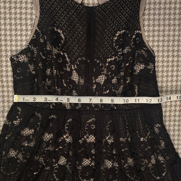 Free People ‘Rocco’ Mini Dress - Picture 16 of 16